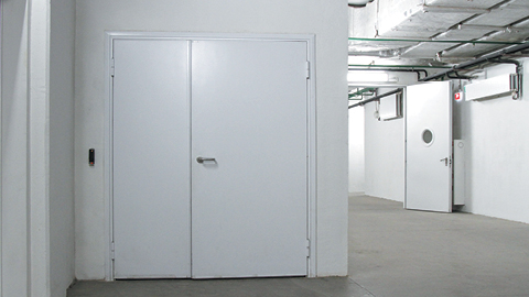 Двери для технических помещений и промышленных объектов-0